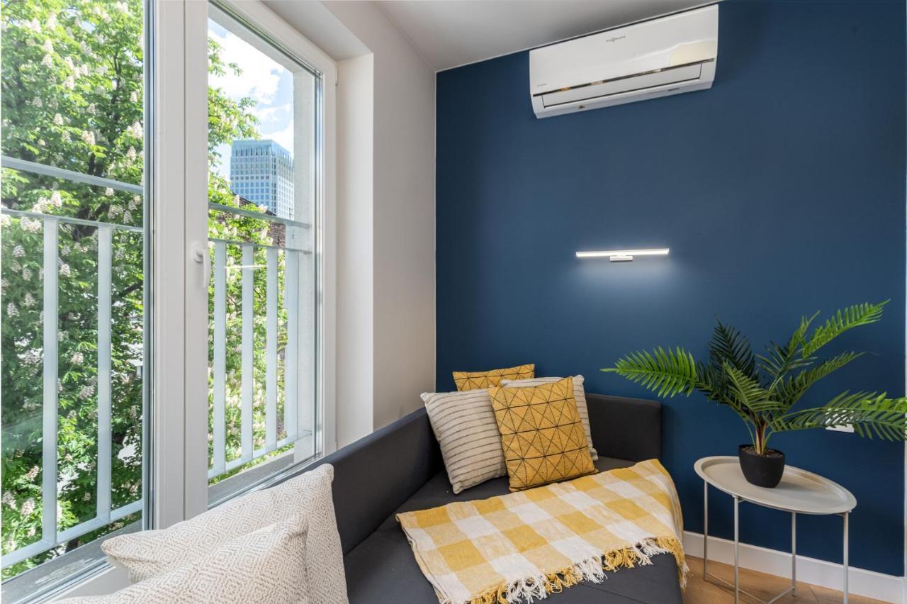 Smart Apartments - Old Town & Main Train Station - By Upstairs Krasków Εξωτερικό φωτογραφία
