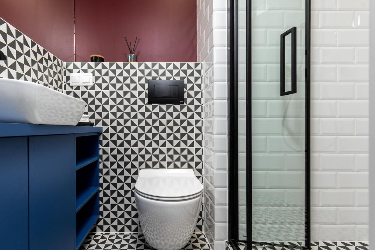 Smart Apartments - Old Town & Main Train Station - By Upstairs Krasków Εξωτερικό φωτογραφία
