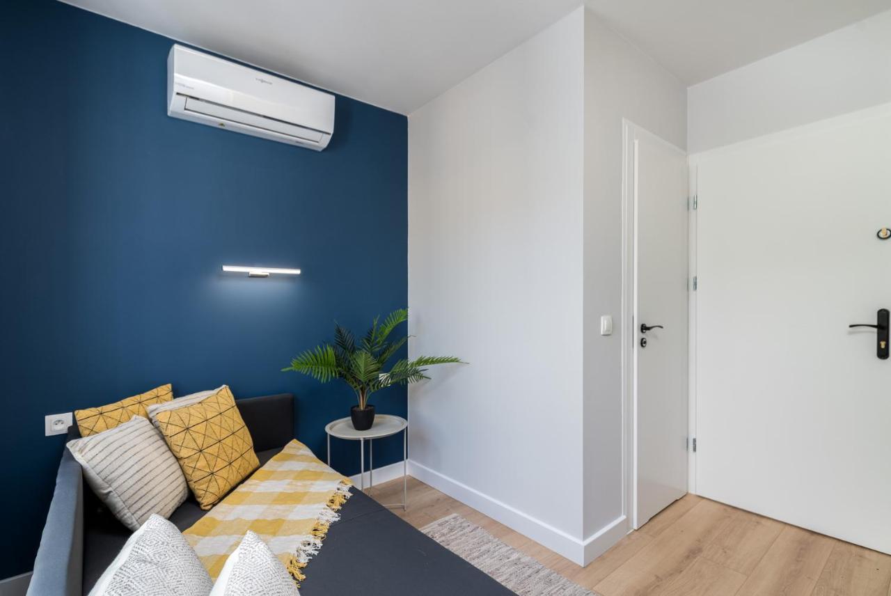 Smart Apartments - Old Town & Main Train Station - By Upstairs Krasków Εξωτερικό φωτογραφία