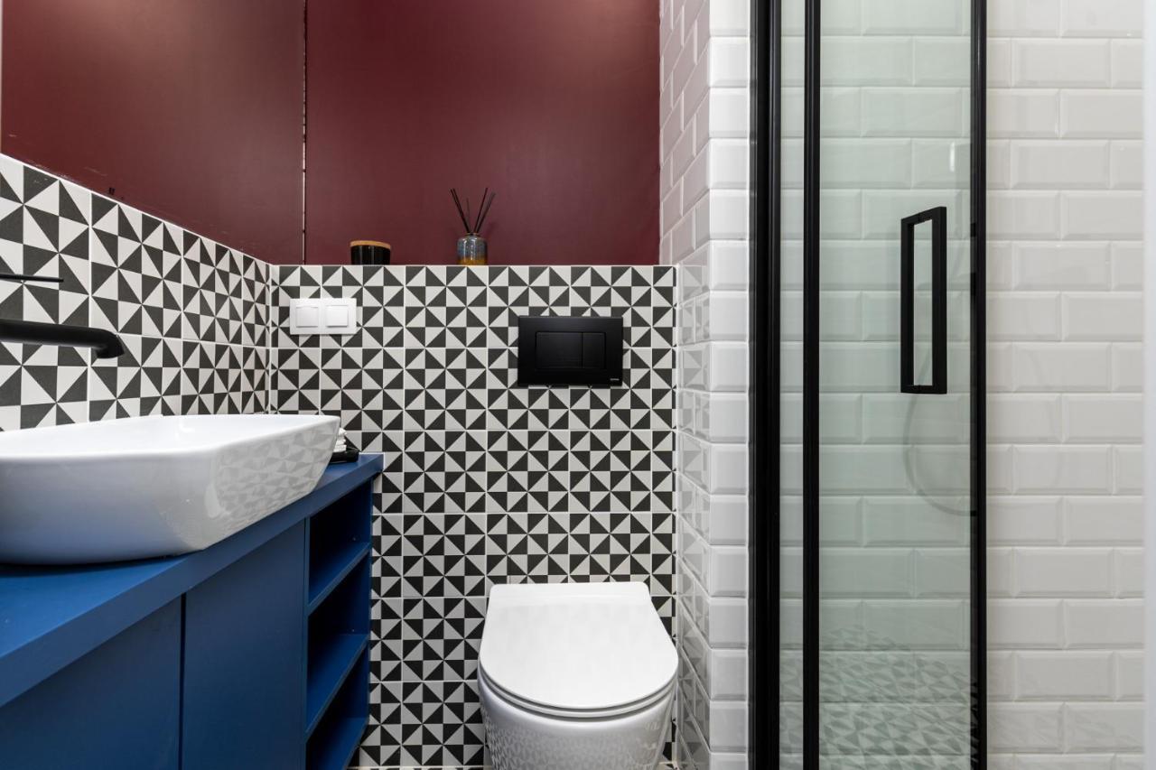 Smart Apartments - Old Town & Main Train Station - By Upstairs Krasków Εξωτερικό φωτογραφία