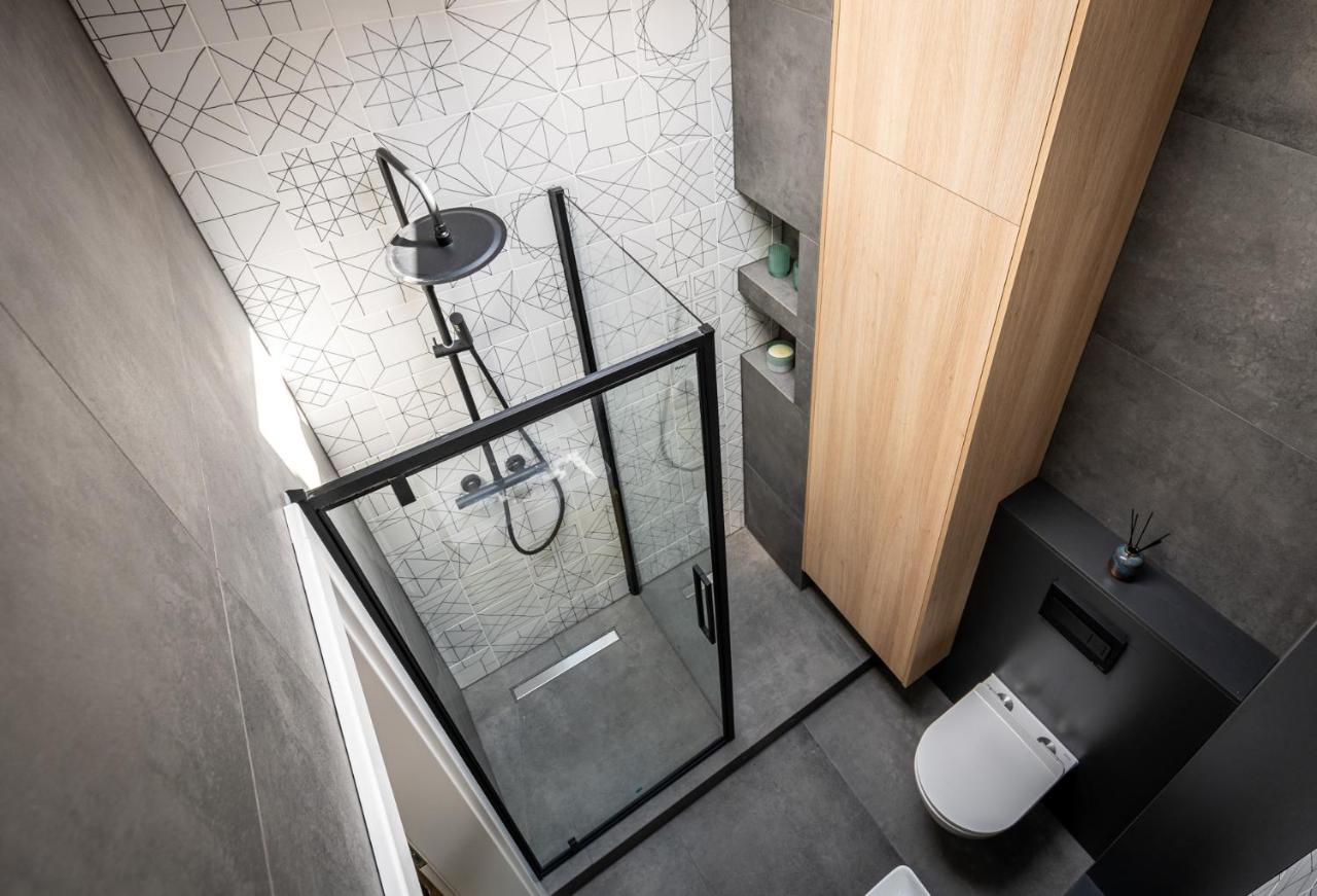 Smart Apartments - Old Town & Main Train Station - By Upstairs Krasków Εξωτερικό φωτογραφία