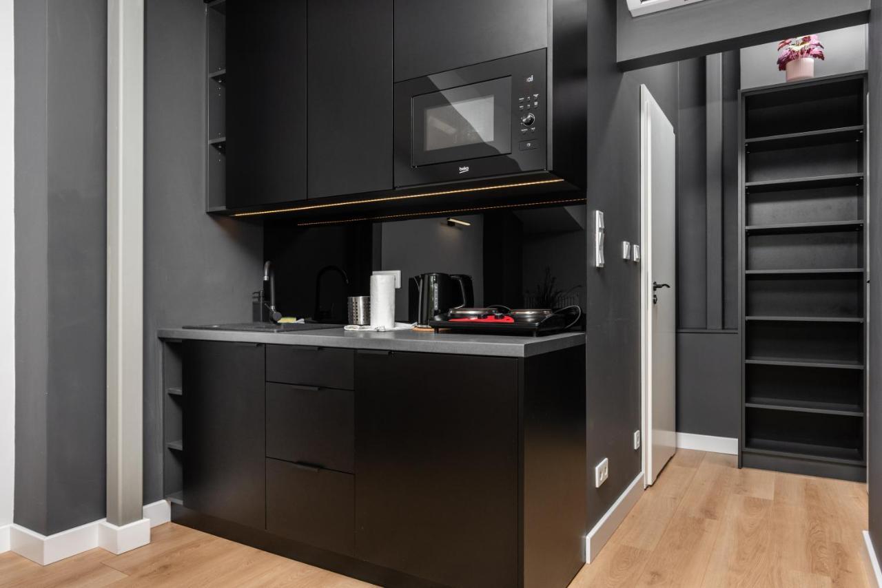 Smart Apartments - Old Town & Main Train Station - By Upstairs Krasków Εξωτερικό φωτογραφία