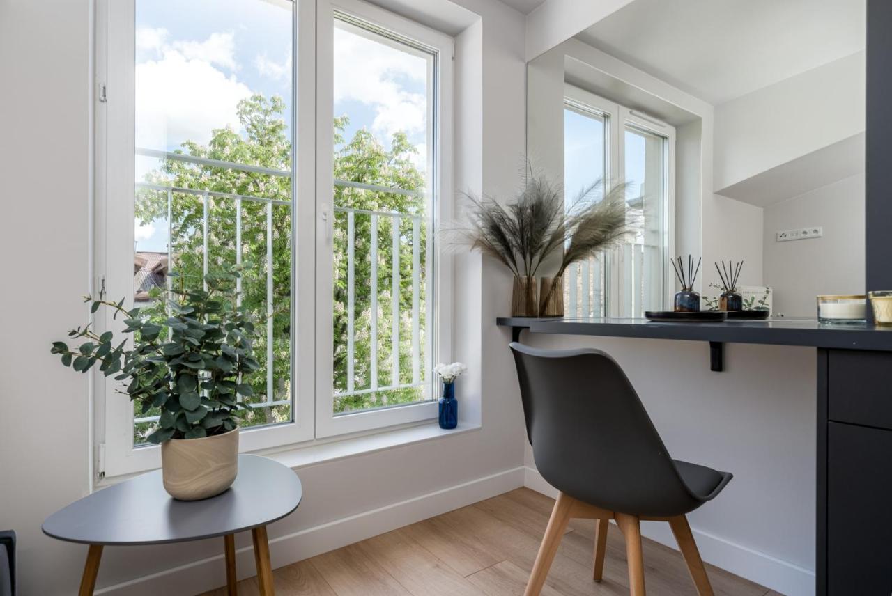 Smart Apartments - Old Town & Main Train Station - By Upstairs Krasków Εξωτερικό φωτογραφία
