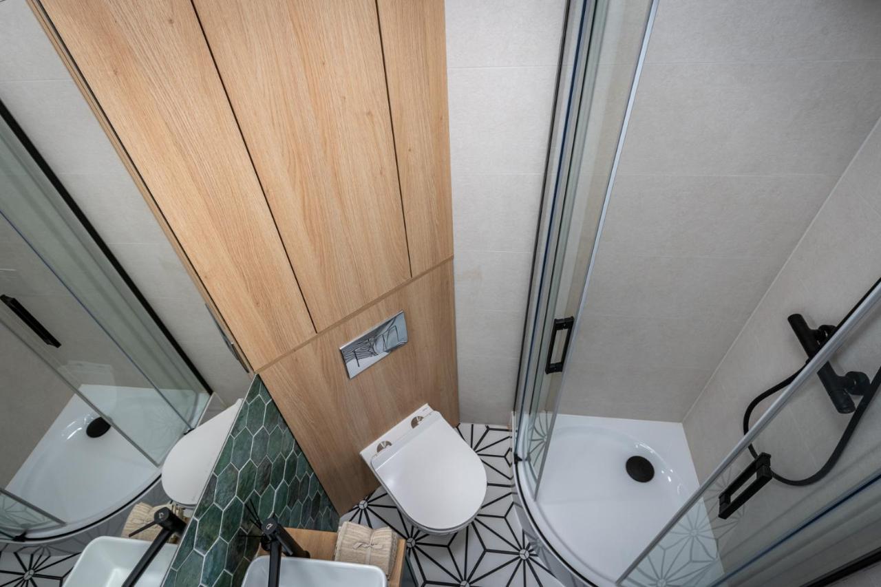 Smart Apartments - Old Town & Main Train Station - By Upstairs Krasków Εξωτερικό φωτογραφία